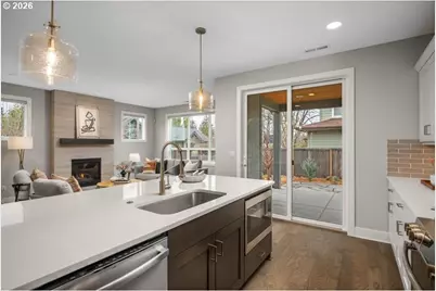 105 NE Morgan St, Portland, OR 97211 - Photo 14