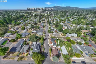 823 4th St, Springfield, OR 97477 - Photo 26