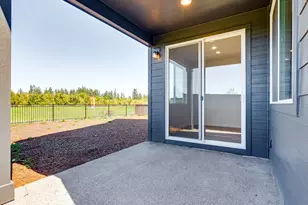 795 Magnolia Ave, Woodburn, OR 97071 - Photo 30