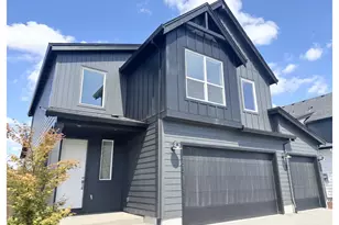 795 Magnolia Ave, Woodburn, OR 97071 - Photo 24