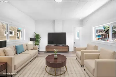 203 Grant St, Kelso, WA 98626 - Photo 4