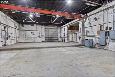890 N Main St, Independence, OR 97351 - Photo 28