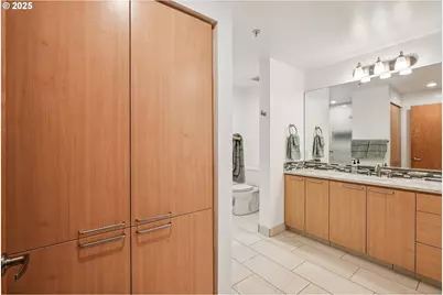 1030 NW Johnson St #224, Portland, OR 97209 - Photo 24