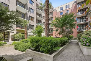 1030 NW Johnson St, Portland, OR 97209 - Photo 36