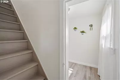 309 W 7th St, The Dalles, OR 97058 - Photo 24