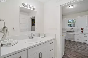 309 W 7th St, The Dalles, OR 97058 - Photo 18