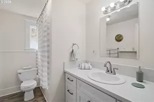309 W 7th St, The Dalles, OR 97058 - Photo 16