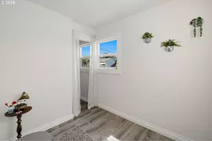 309 W 7th St, The Dalles, OR 97058 - Photo 22