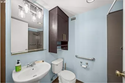 111 SW Harrison St #4F, Portland, OR 97201 - Photo 22