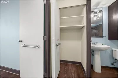 111 SW Harrison St #4F, Portland, OR 97201 - Photo 20
