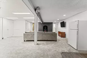 2030 SE 100th Ave, Portland, OR 97216 - Photo 30