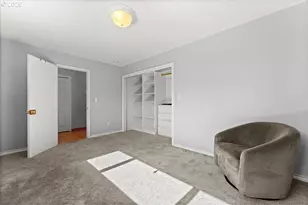 2030 SE 100th Ave, Portland, OR 97216 - Photo 16