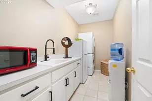 9216 NW Bartholomew Dr, Portland, OR 97229 - Photo 36