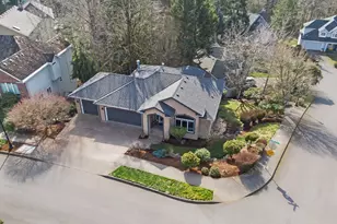 9216 NW Bartholomew Dr, Portland, OR 97229 - Photo 4