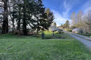16126 Gustafson Ln, Brookings, OR 97415 - Photo 8