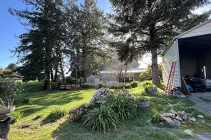 16126 Gustafson Ln, Brookings, OR 97415 - Photo 6