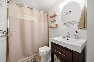 17902 Belmore Ave, Lake Oswego, OR 97035 - Photo 22