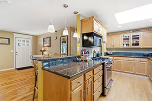 17902 Belmore Ave, Lake Oswego, OR 97035 - Photo 12