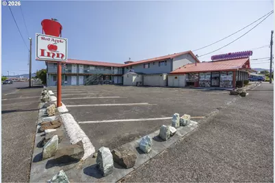 815 Main Ave, Tillamook, OR 97141 - Photo 2