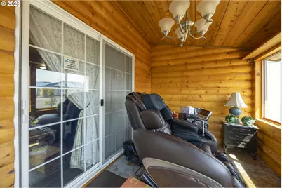 815 Main Ave, Tillamook, OR 97141 - Photo 32