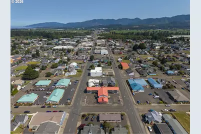 815 Main Ave, Tillamook, OR 97141 - Photo 38