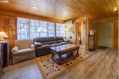 815 Main Ave, Tillamook, OR 97141 - Photo 20