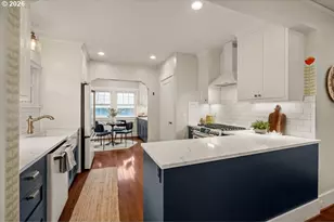 4074 N Colonial Ave, Portland, OR 97227 - Photo 8
