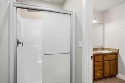 360 Mia Ln, Eugene, OR 97401 - Photo 24