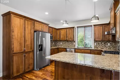 360 Mia Ln, Eugene, OR 97401 - Photo 10
