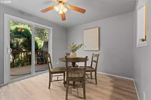 6121 SE Frances St, Hillsboro, OR 97123 - Photo 10