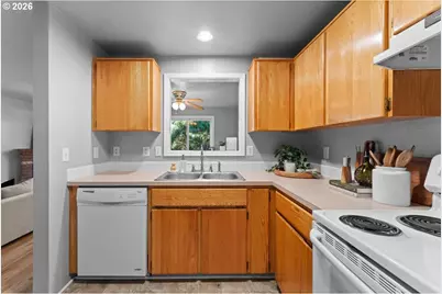 6121 SE Frances St, Hillsboro, OR 97123 - Photo 14