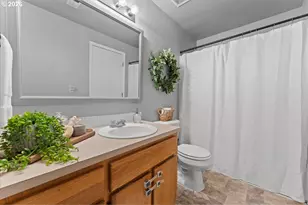 6121 SE Frances St, Hillsboro, OR 97123 - Photo 32