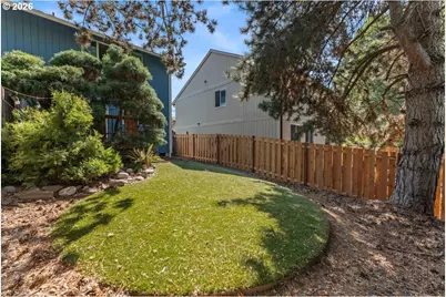 6121 SE Frances St, Hillsboro, OR 97123 - Photo 38