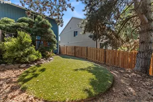 6121 SE Frances St, Hillsboro, OR 97123 - Photo 38