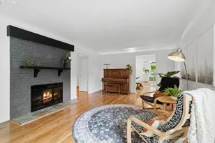 4307 SW Marigold St, Portland, OR 97219 - Photo 6