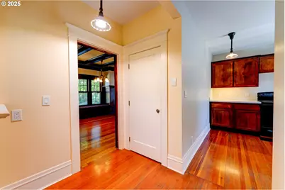 1203 SE 53rd Ave, Portland, OR 97215 - Photo 16