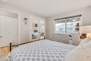 5624 S Riverside Ln, Portland, OR 97239 - Photo 26