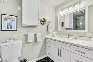 5624 S Riverside Ln, Portland, OR 97239 - Photo 22