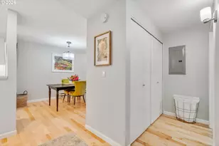 5624 S Riverside Ln, Portland, OR 97239 - Photo 22