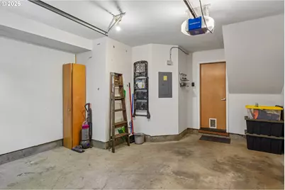 5910 NE Hoyt St, Portland, OR 97213 - Photo 32