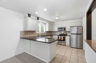 515 Pine Ct, Creswell, OR 97426 - Photo 12