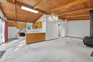 12825 SE Lincoln St, Portland, OR 97233 - Photo 12