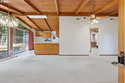 12825 SE Lincoln St, Portland, OR 97233 - Photo 10