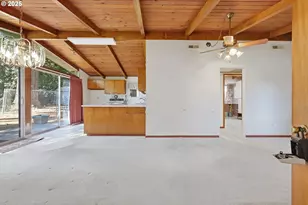 12825 SE Lincoln St, Portland, OR 97233 - Photo 10