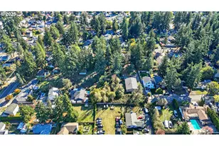 12825 SE Lincoln St, Portland, OR 97233 - Photo 36