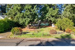 12825 SE Lincoln St, Portland, OR 97233 - Photo 26