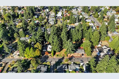 12825 SE Lincoln St, Portland, OR 97233 - Photo 28