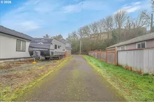 300 S 4th St, Saint Helens, OR 97051 - Photo 44