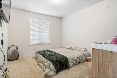 806 NE Nightingale Ct, Keizer, OR 97303 - Photo 24