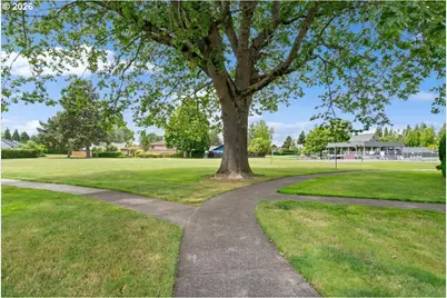 806 NE Nightingale Ct, Keizer, OR 97303 - Photo 34